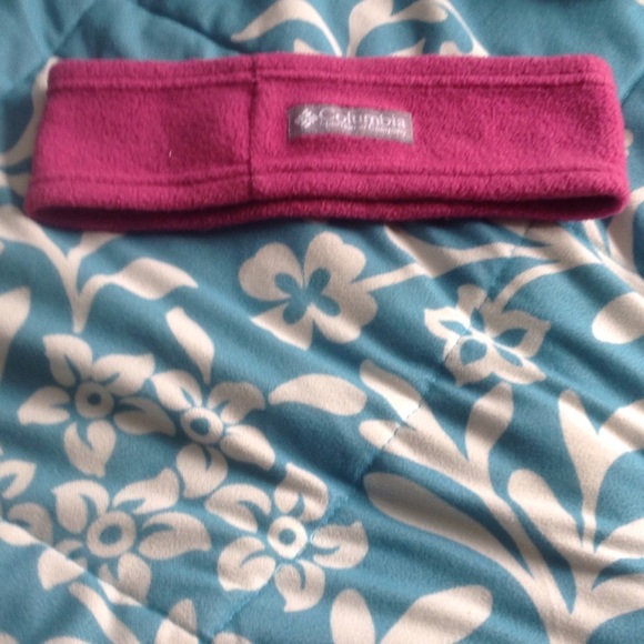 Sportswear headband for winter.