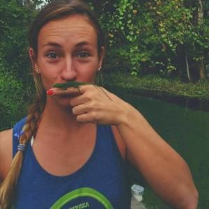 Meet your Posher, Leticia