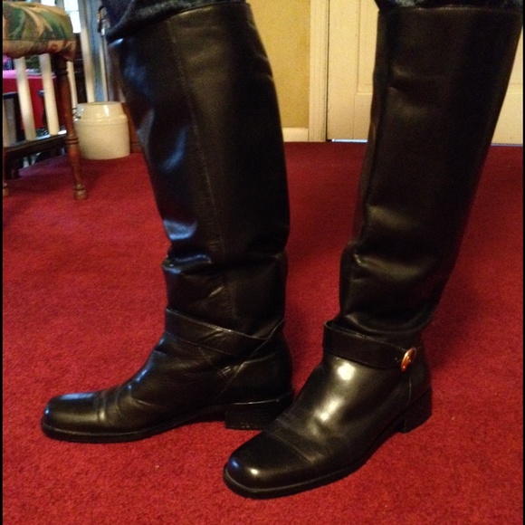 Etienne Aigner Shoes - Etienne Aigner LEATHER BOOTS - Size 8