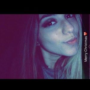 Meet your Posher, Sasha