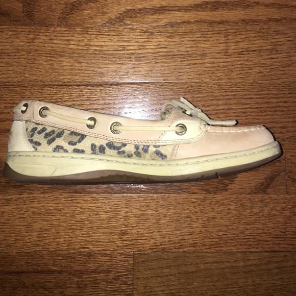 Sperry - Picture 3 of 4