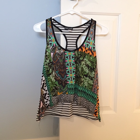 Wet Seal Racerback Patterned Tank Top - Picture 2 of 3