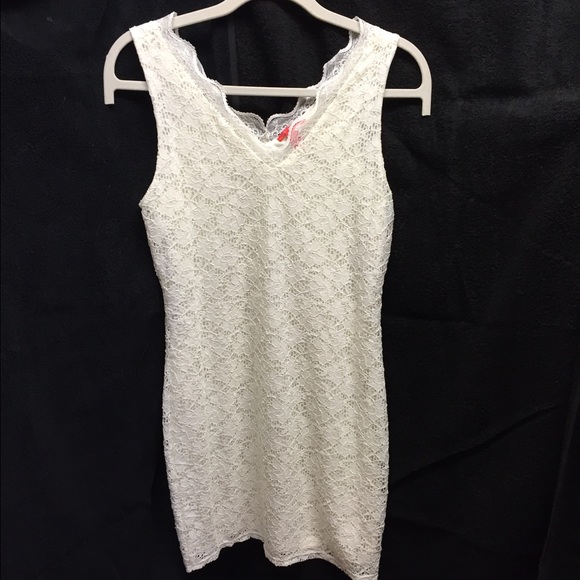 White lace dress
