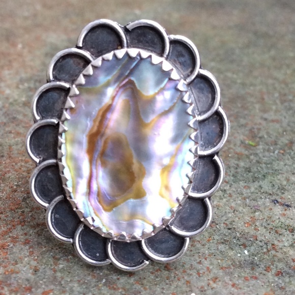Vintage 1970s sterling silver abalone shell ring