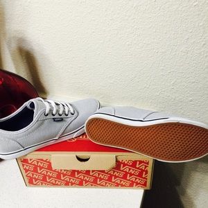 Authentic Lo pro NEW Vans