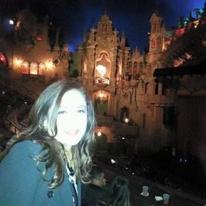 Meet your Posher, Claudia