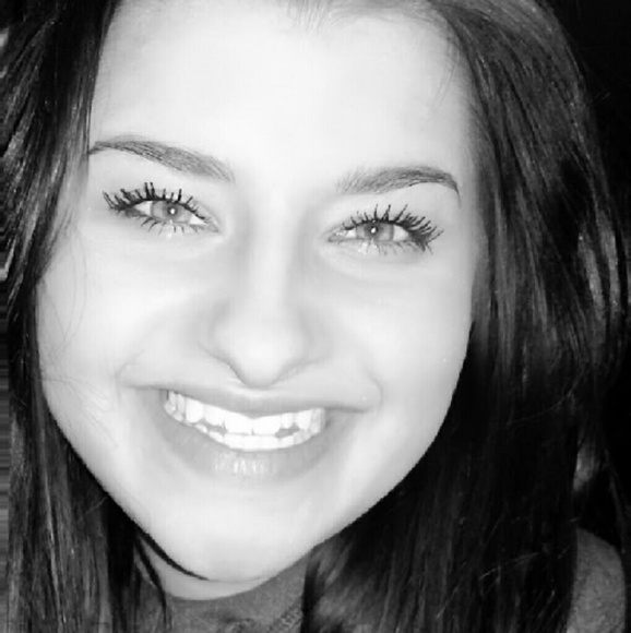 Meet your Posher, Cameryn