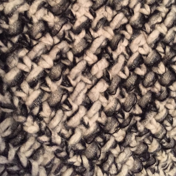 Sweater/dress - Picture 3 of 7