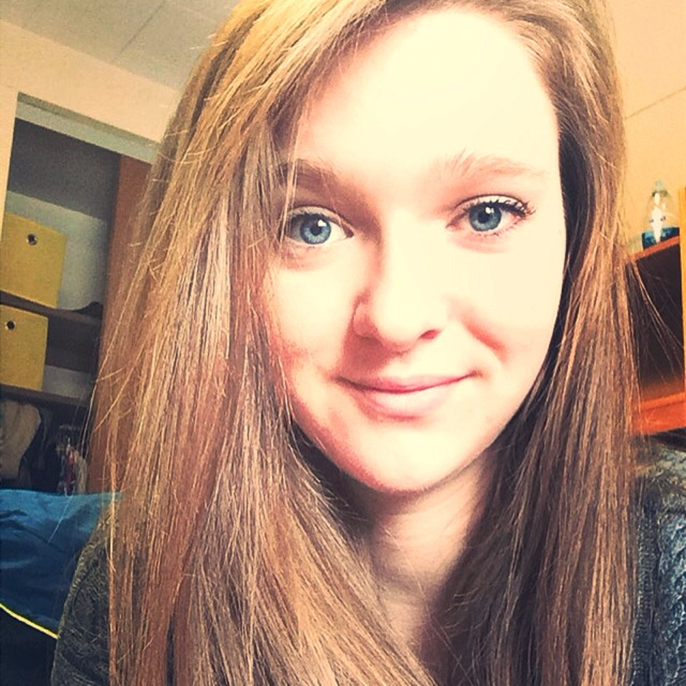 Meet your Posher, Emily