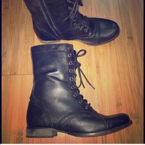 Steve Madden Troopa Boots size 8