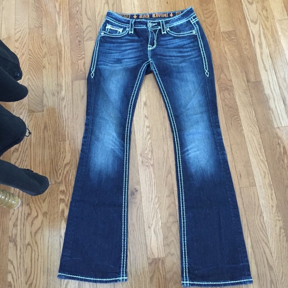 Rock Revival Jeans - Picture 4 of 4