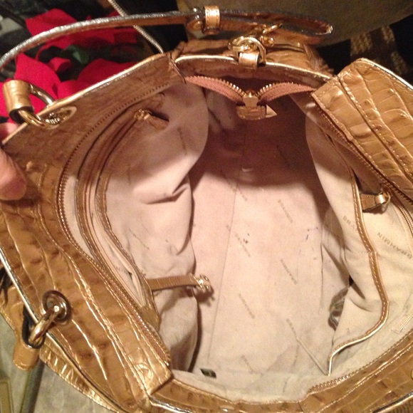 Beautiful Brahmin gold leather hand bag - Picture 3 of 3