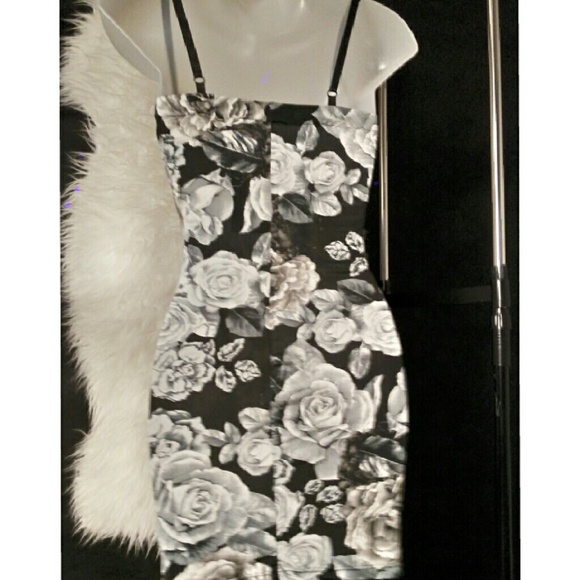 Corset Dress - Picture 2 of 2