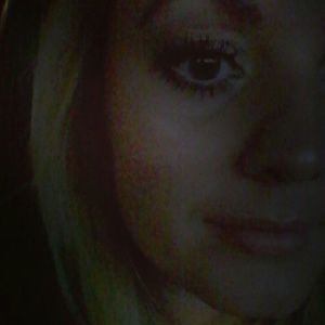 Meet your Posher, Becky