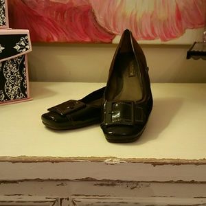 Liz Claiborne flats