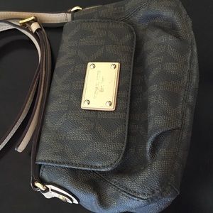 Michael Kors Cross Body Purse