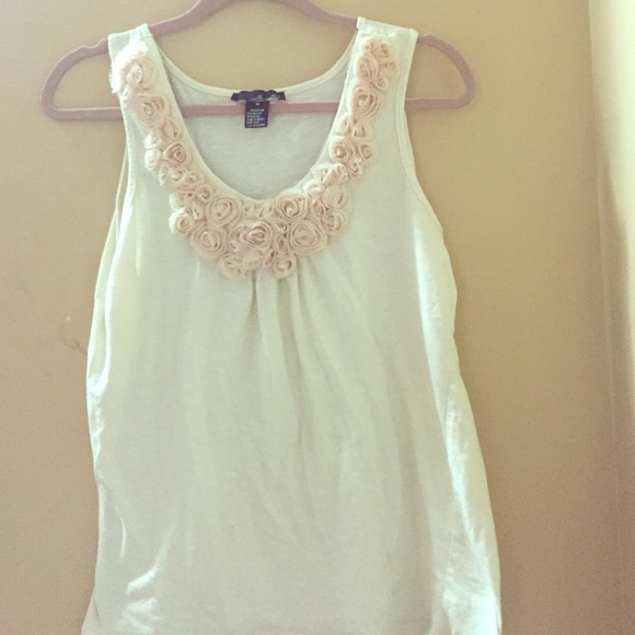 Rose design top willi smith size M.