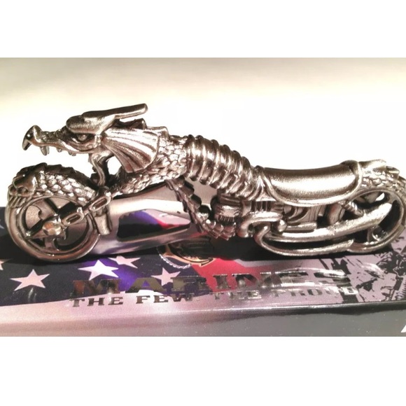 Valentine Gifts for men - Picture 1 of 3