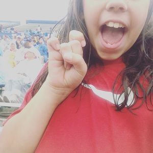 Meet your Posher, Ella