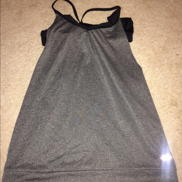 Athletic tank top