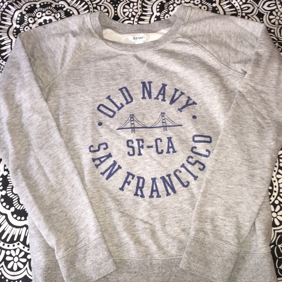 Old navy crewneck