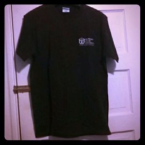 New T-shirt men's large
