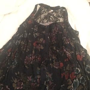 Floral dress with black lace