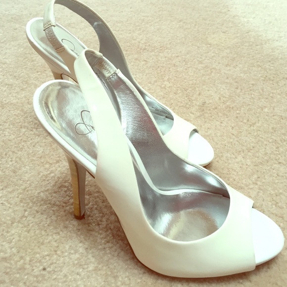 Jessica's Simpson pearl white heels