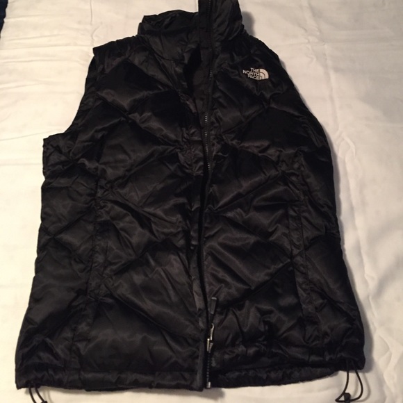 North Face black quilted vest Medium