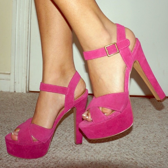 Steve Madden Pink Sandals