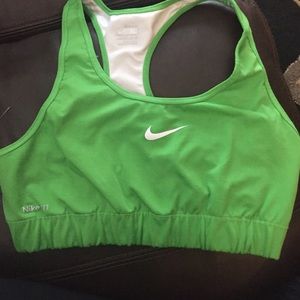Nike sports bra in light green
