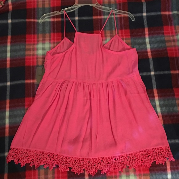 Top - Picture 4 of 4