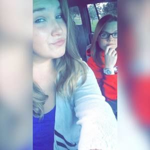 Meet your Posher, Katelyn