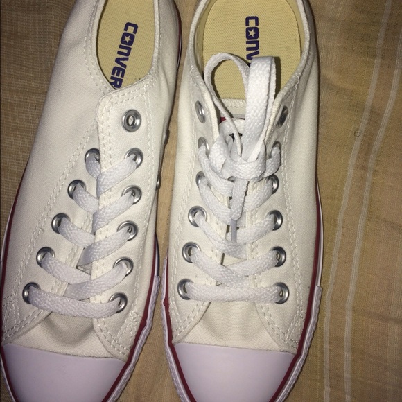 White low top converse