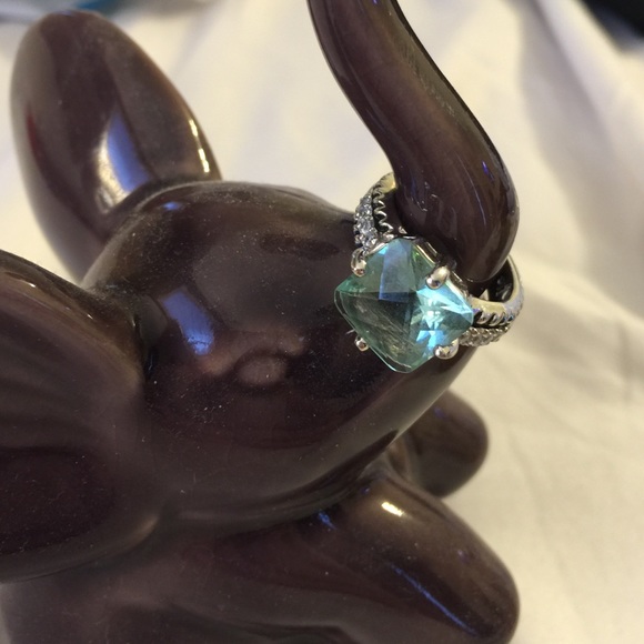 Tiffany blue stone ring