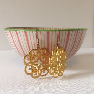 DONATED--HP 6/27 | Gold filigree earrings.