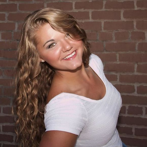 Meet your Posher, Shey - Picture 1 of 1