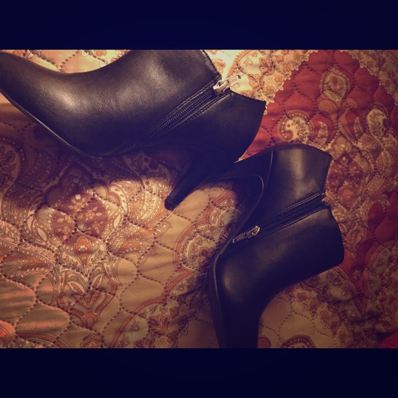 style & co. booties