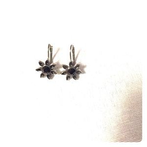 DONATED | Black stone earrings