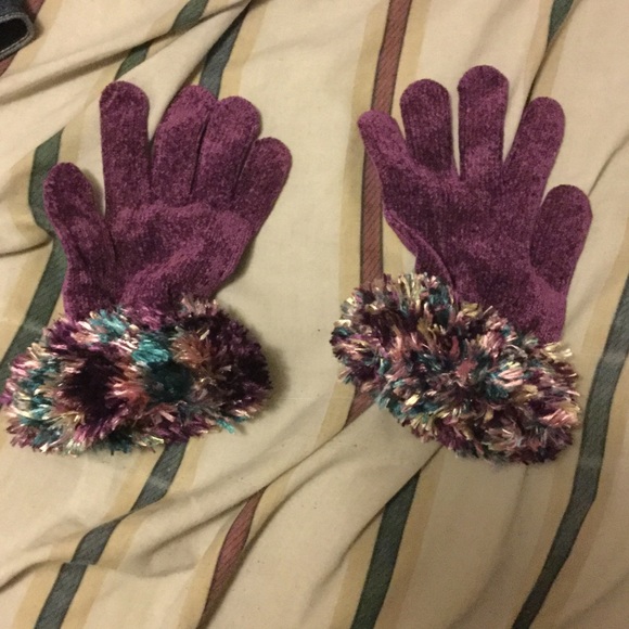 Gloves
