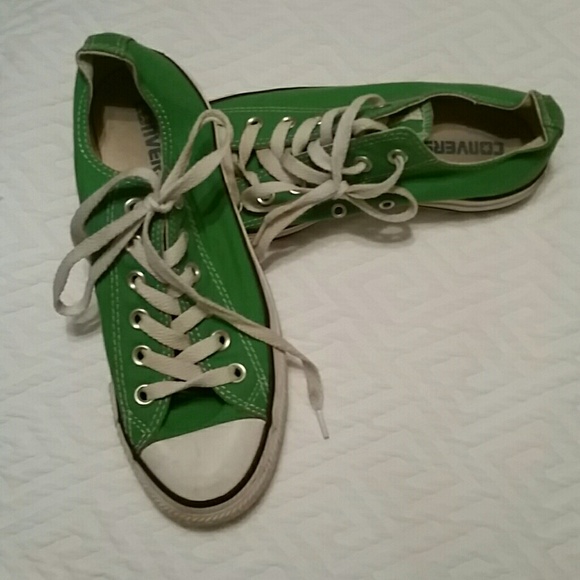 Converse tennis toes