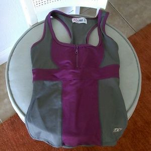 workout shirt
