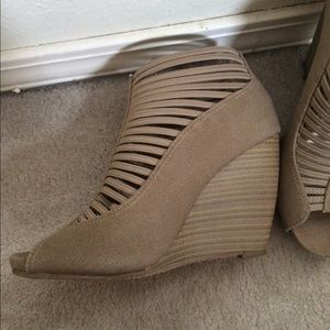 MIA Jamala wedge booties