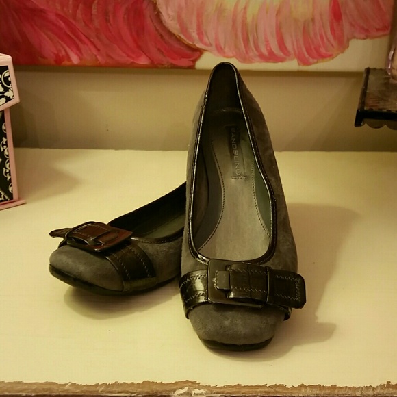 Bandolino flats