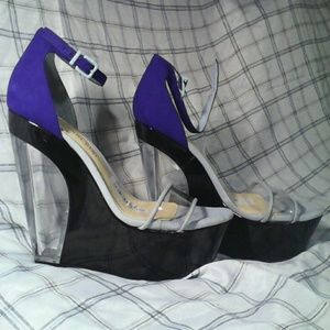 Gianni Bini Platform Heels
