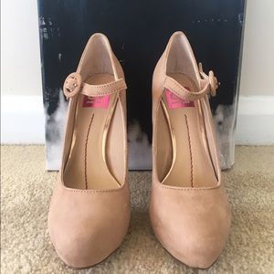Nude Pumps By Dolce Vita