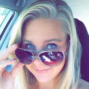 Meet your Posher, Kat