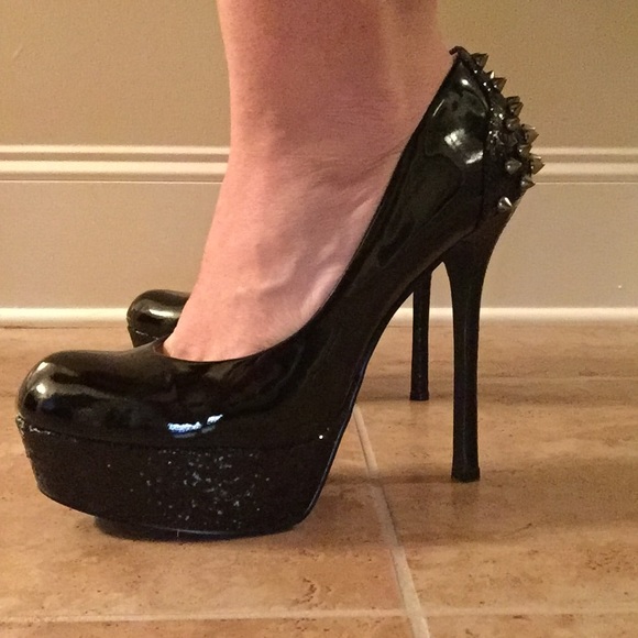 Steve Madden spike heels 9 like new