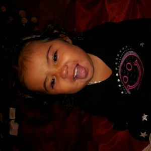 Meet your Posher, Isabel