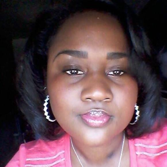 Meet your Posher, Shantá - Picture 1 of 1